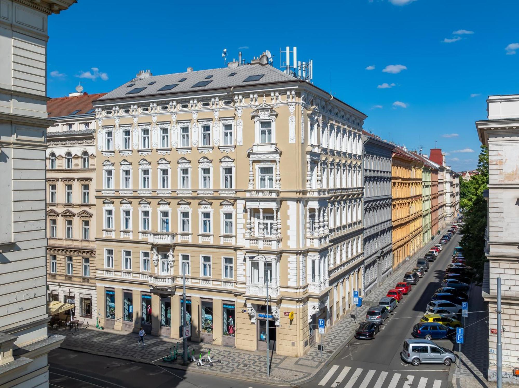 Royal Prague City Apartments Bagian luar foto