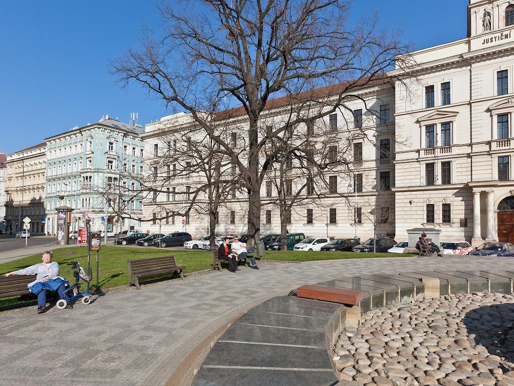 Royal Prague City Apartments Bagian luar foto